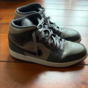 Nike High-Top Gray and Black Sneakers